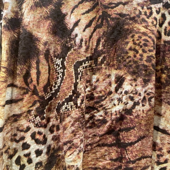 Authentic Icon Fringe Animal Print Crop Top - Picture 3 of 5